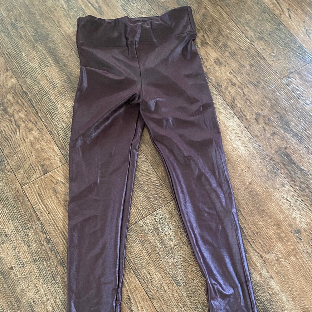 Metallic like leggings